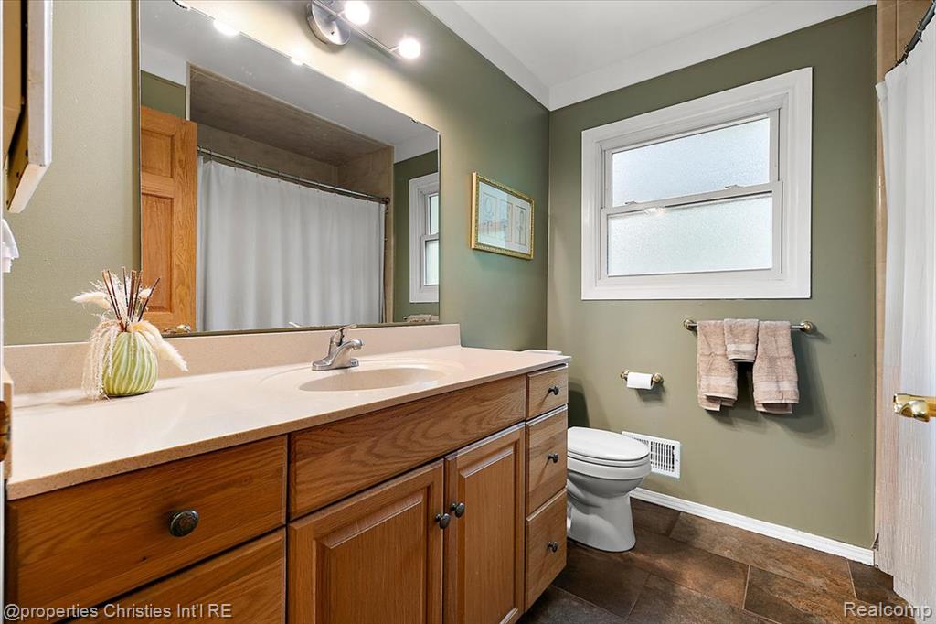 42737 Steepleview Court, Northville, MI 48168 — Photo 25