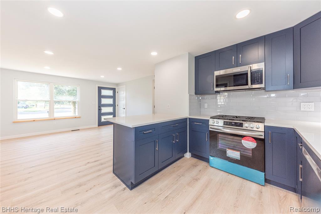 12 Trowbridge Court, Ann Arbor, MI 48108 — Photo 13