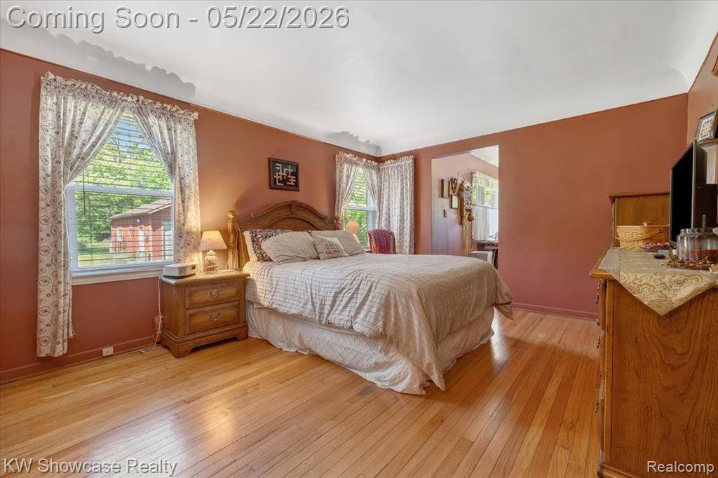 21105 Hugo Street, Farmington, MI 48336 — Photo 9