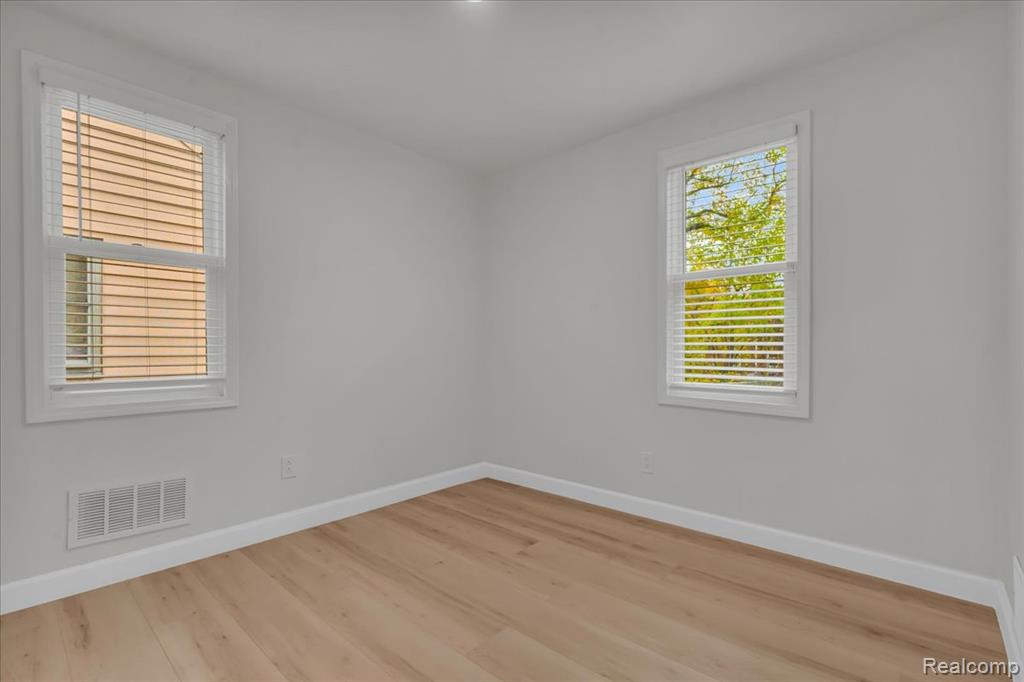 8878 Lauder Street, Detroit, MI 48228 — Photo 11