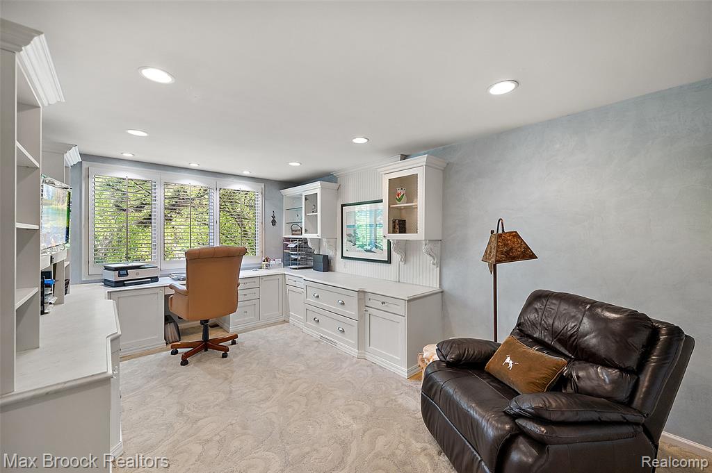 4872 Cliffside Drive, West Bloomfield, MI 48323 — Photo 23
