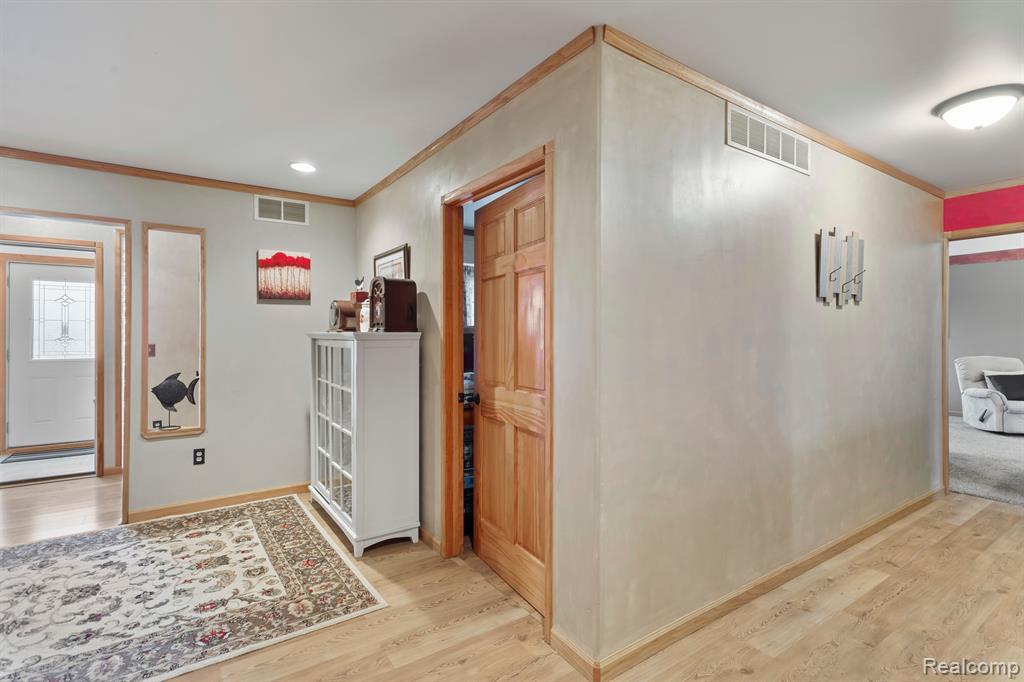 60650 FROST Road, Lenox, MI 48048 — Photo 6