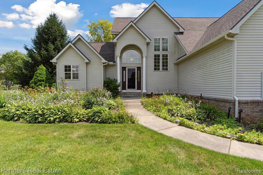 822 SADDLE CLUB Lane, Howell, MI 48843 — Photo 4