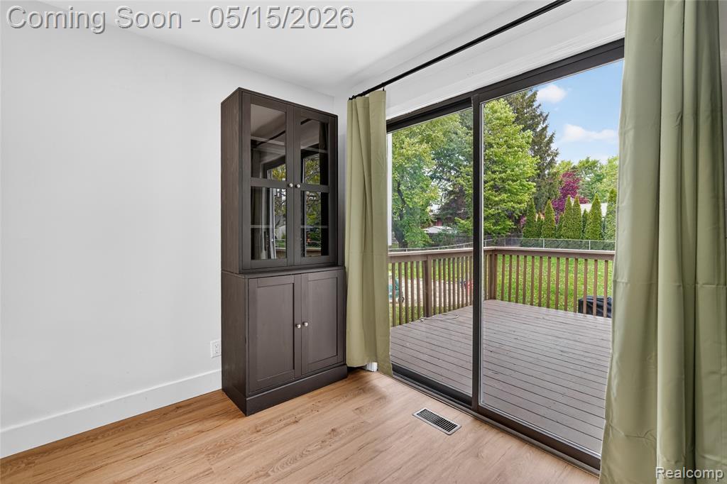 9386 Woodside Trail, Swartz Creek, MI 48473 — Photo 11