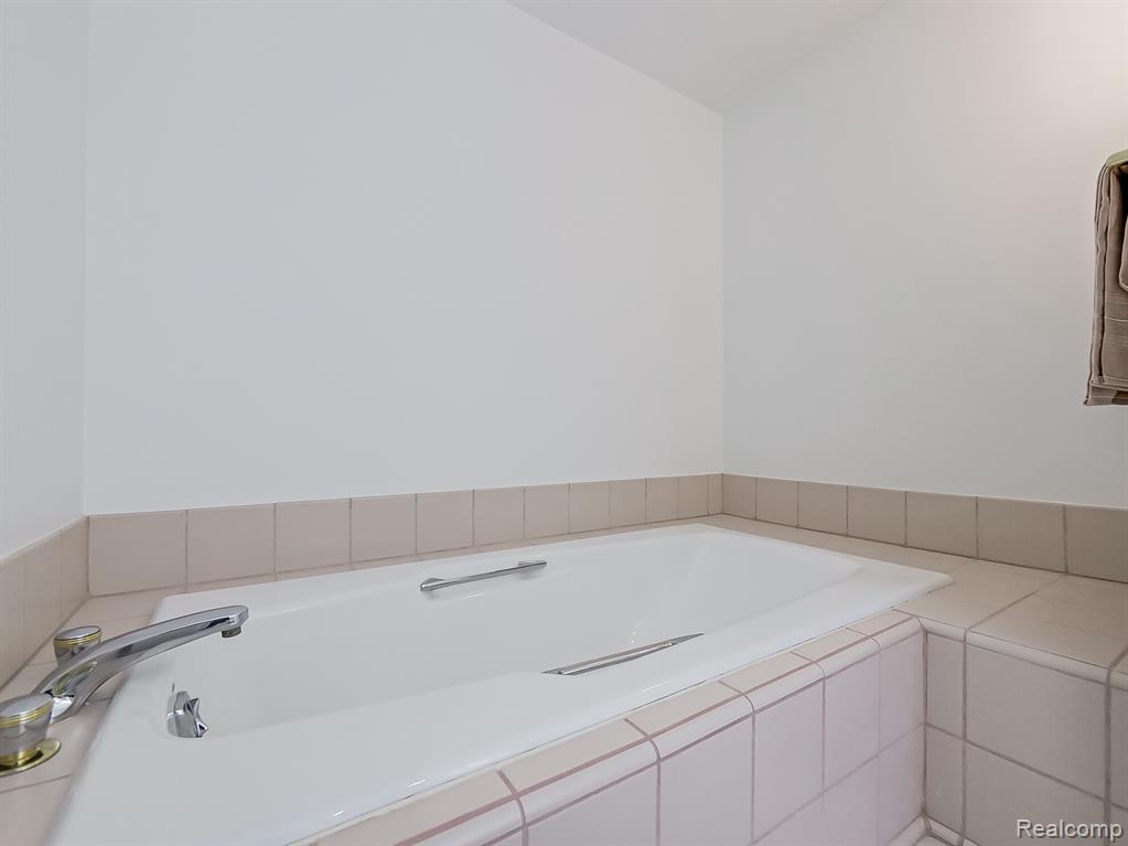 49202 Cheshire Lane, Canton, MI 48187 — Photo 25