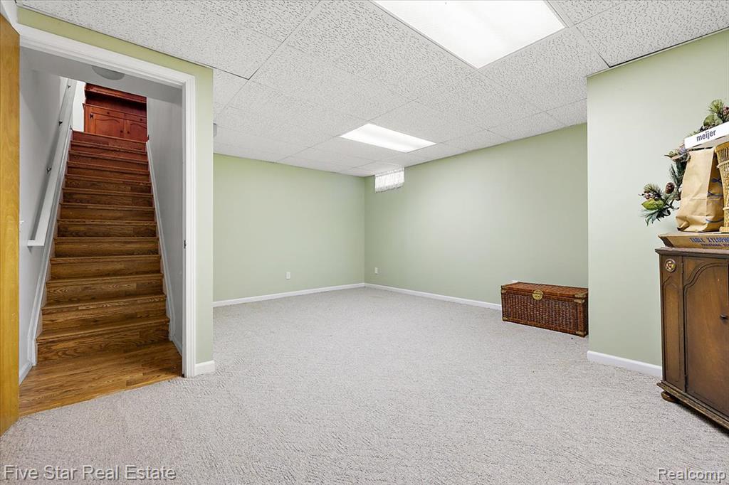 6586 Pontiac Lake Road, 1, Waterford, MI 48327 — Photo 35