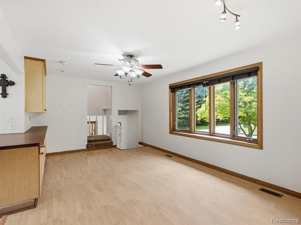 2861 Church Road, Columbus, MI — Photo 9