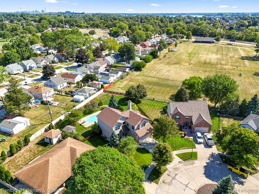 710 Saint Johns Blvd. Saint Johns Boulevard, Lincoln Park, MI 48146 — Photo 4