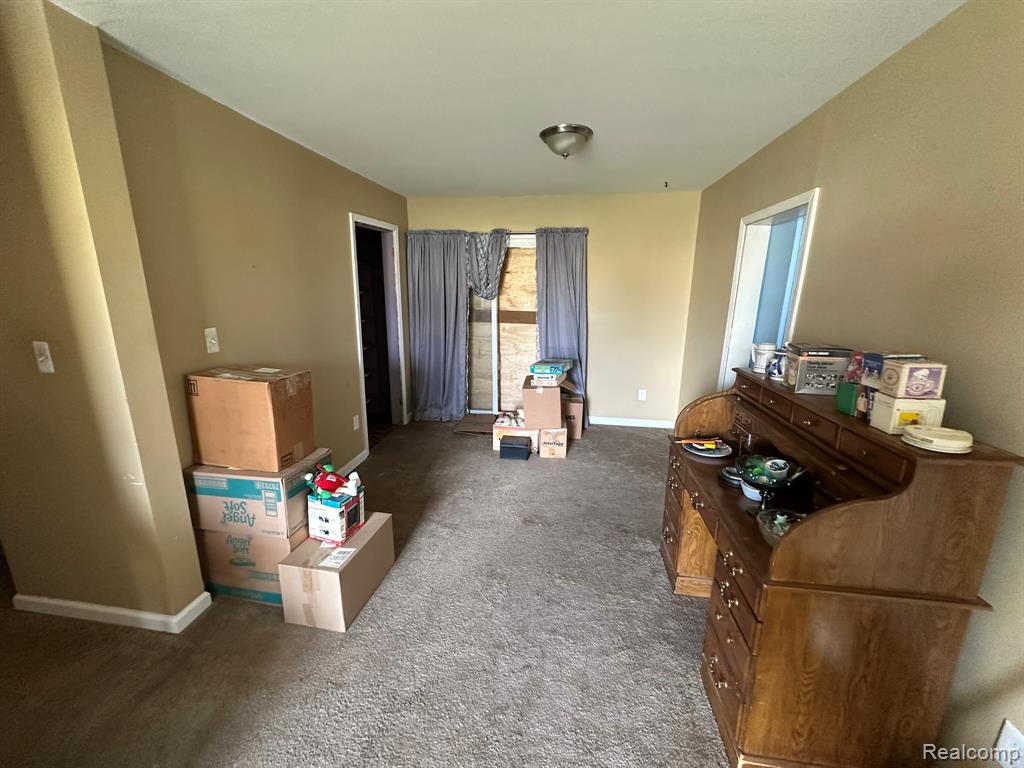 7166 Pardee Road, Taylor, MI 48180 — Photo 9