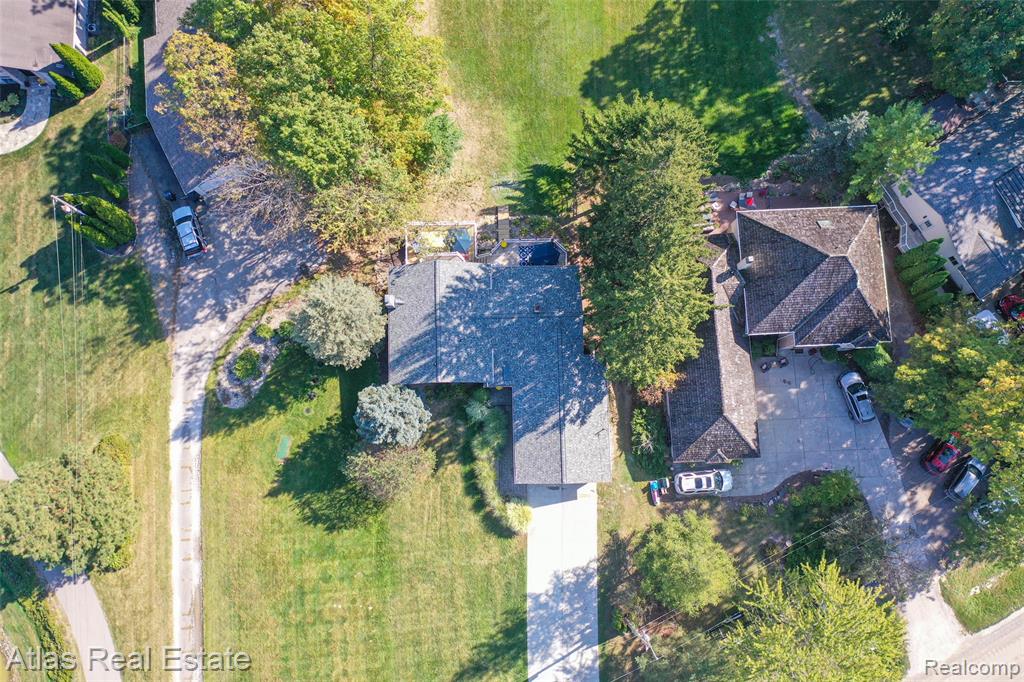 9449 Ridge Road, Goodrich Vlg, MI — Photo 42