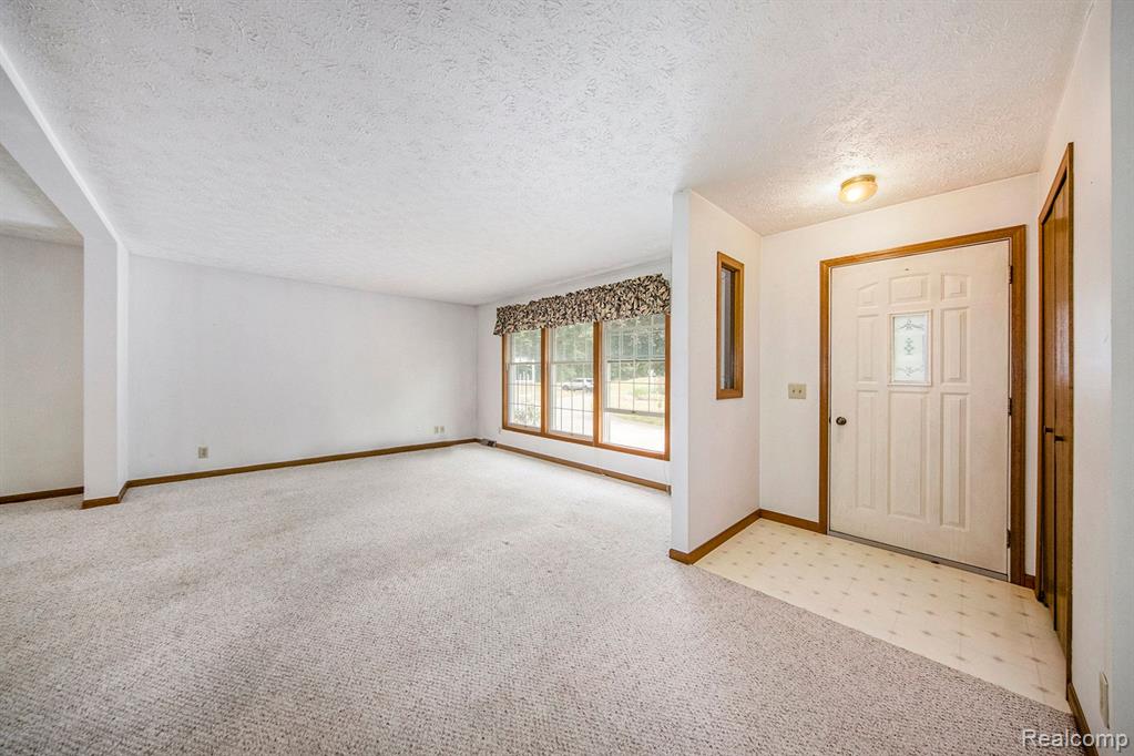 19055 SANDBORN Road, Manchester, MI 48158 — Photo 3