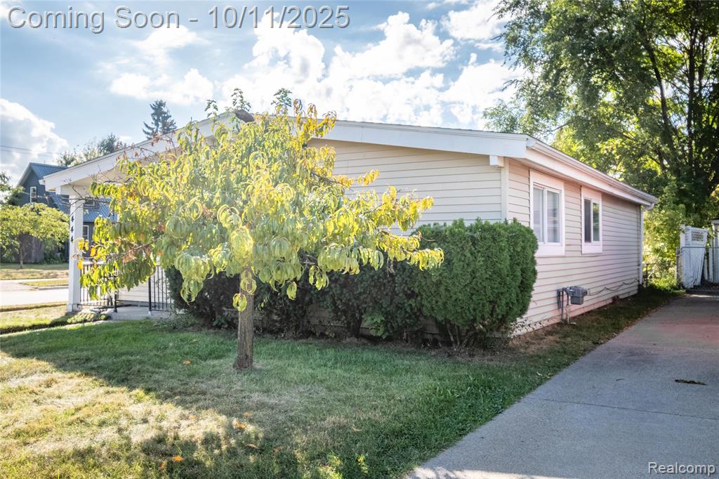 444 S Felker Avenue, Hazel Park, MI 48030 — Photo 23