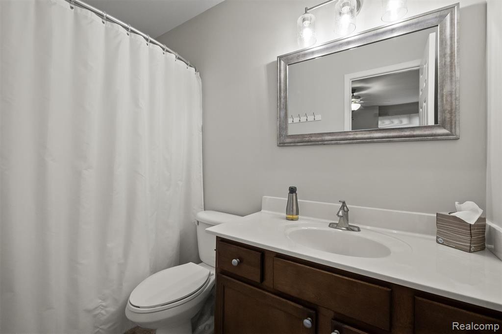 48 Millstone Drive, Waterford, MI 48328 — Photo 13
