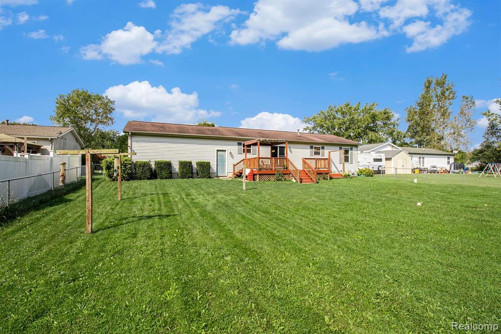 126 WALKER Drive, Morrice, MI 48857 — Photo 25