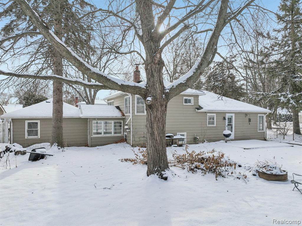 4049 S Shore Street, Waterford, MI 48328 — Photo 21