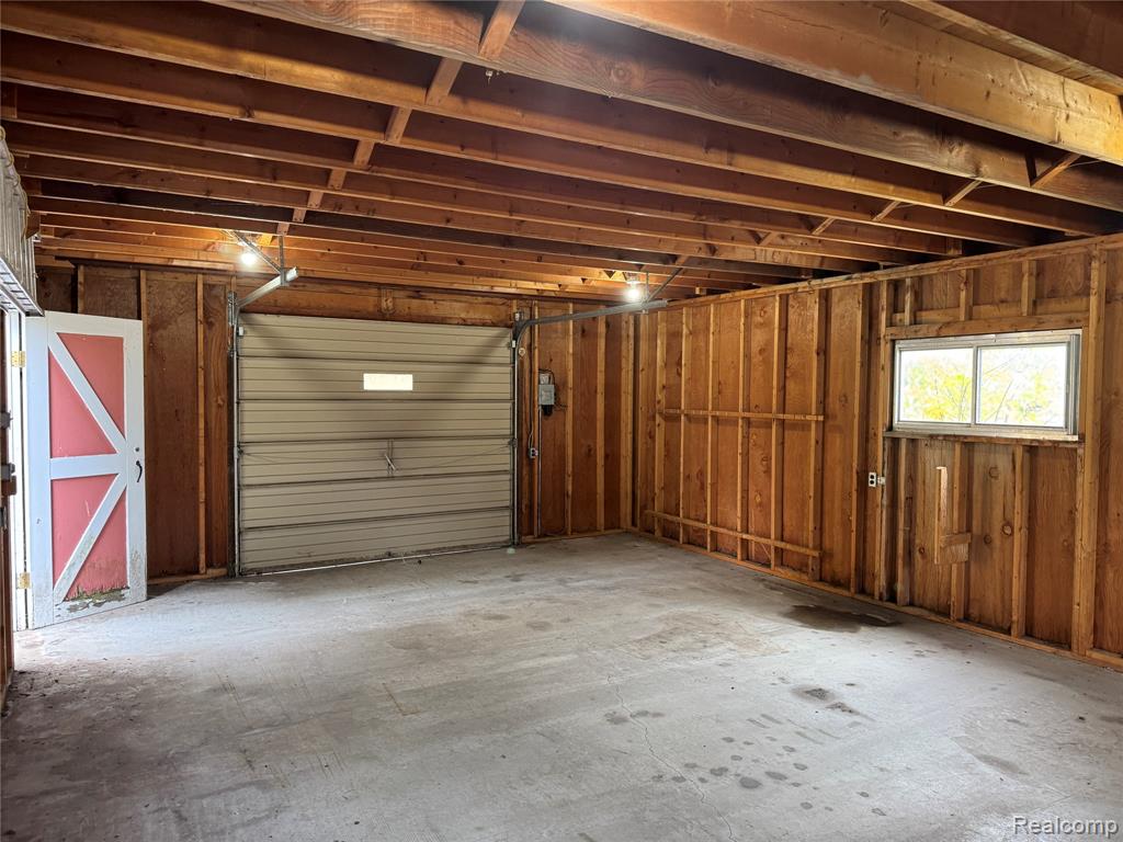 5374 Torrey Road, Flint, MI 48507 — Photo 39