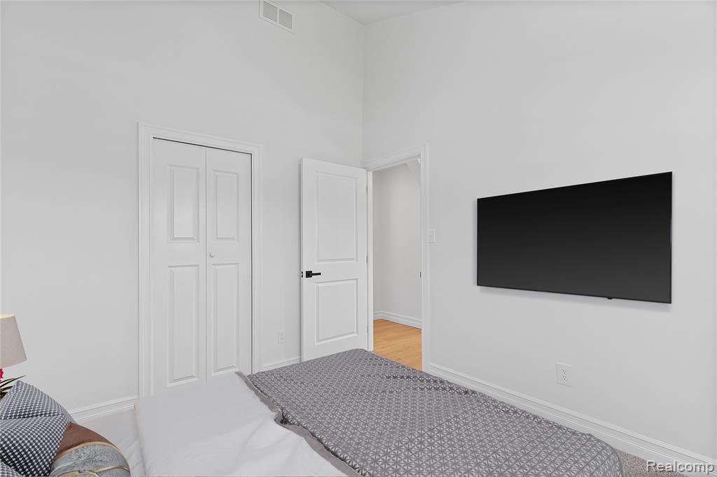 6750 Jackson Avenue, Warren, MI 48091 — Photo 12