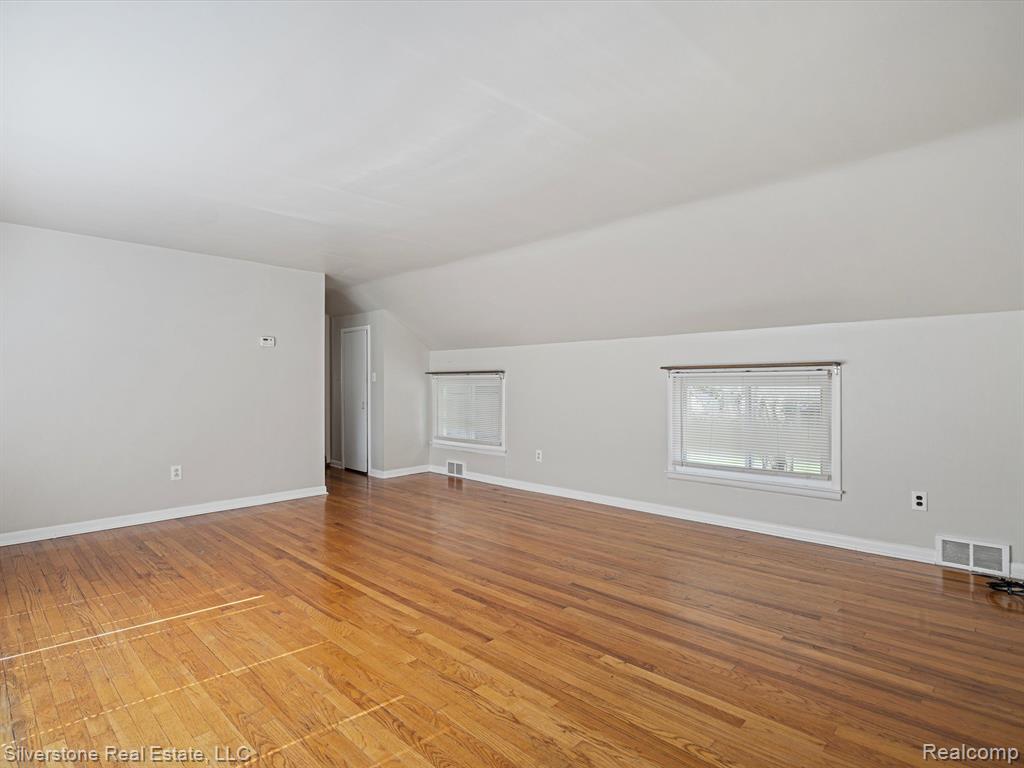 44720 DAVIS Drive, Utica, MI 48317 — Photo 10