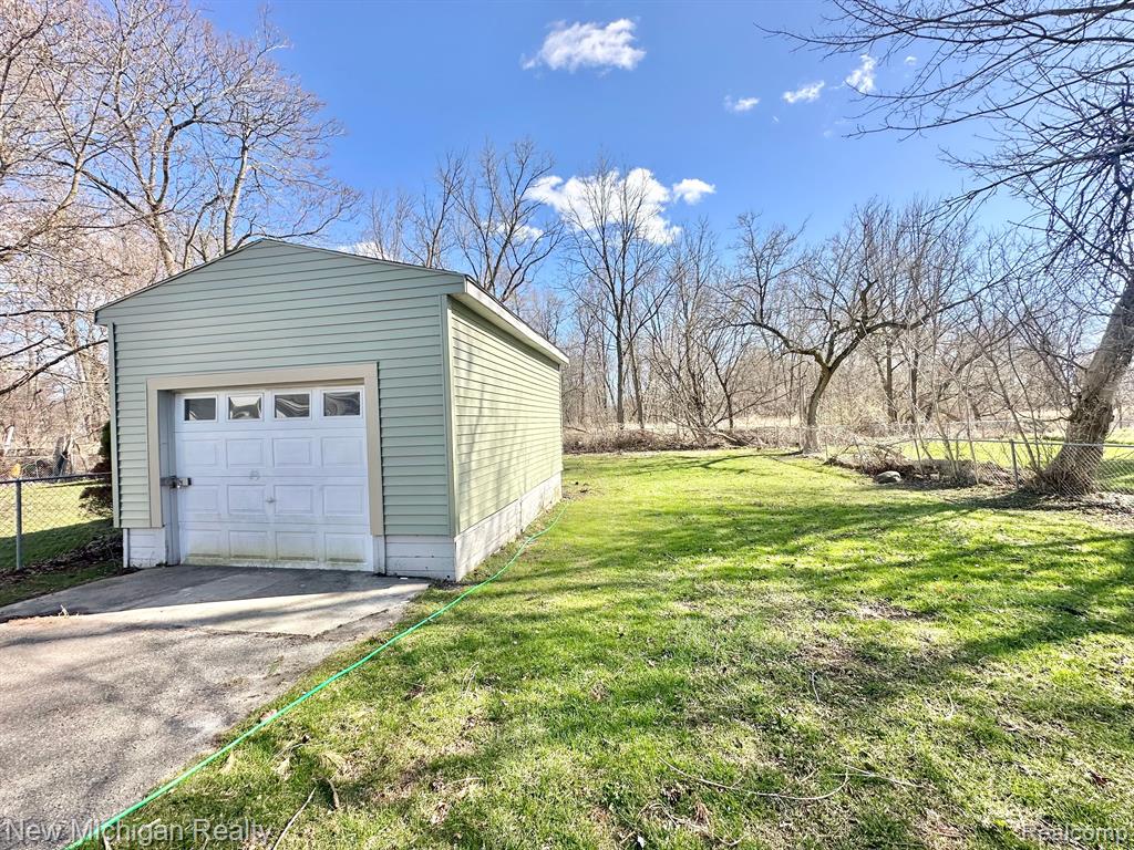 7459 WADE Street, Swartz Creek, MI 48473 — Photo 4