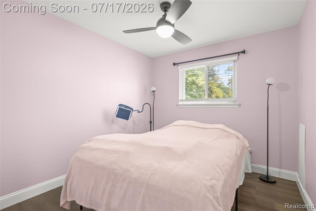 8385 Hillcrest Boulevard, Westland, MI — Photo 14