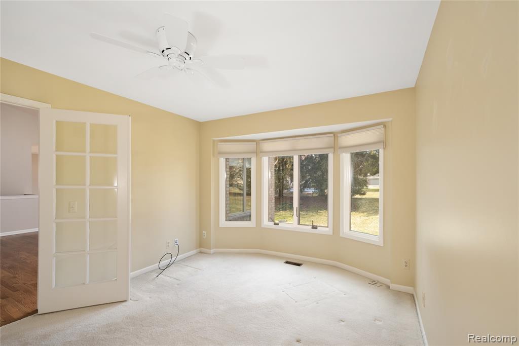 16807 Country Knoll Drive, Northville, MI 48168 — Photo 11