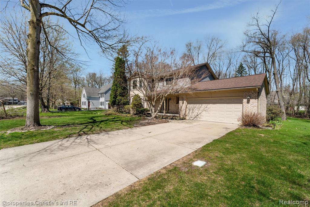 7514 Olde Sturbridge Trail, Clarkston, MI 48348 — Photo 32