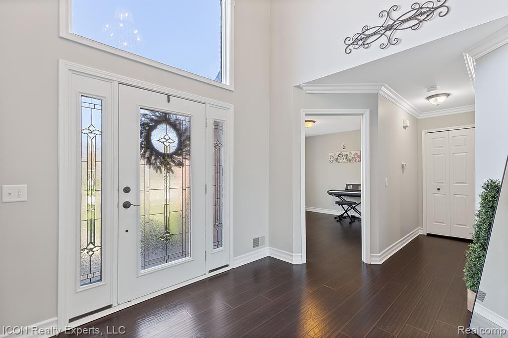 51874 EMIL Drive, Macomb, MI 48042 — Photo 4