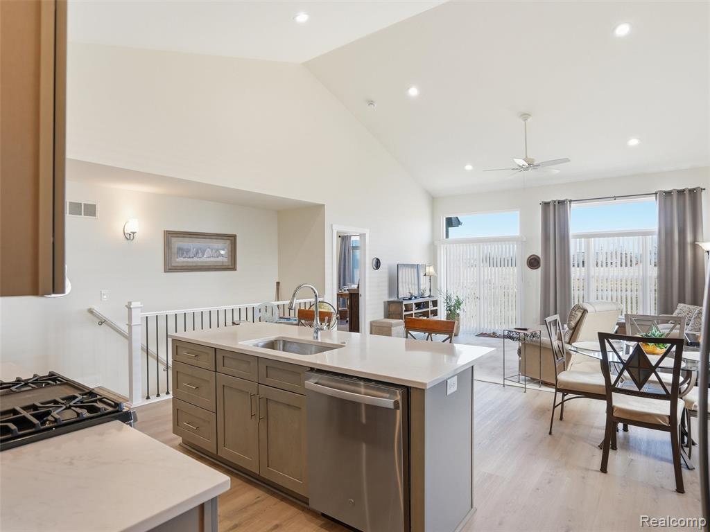 48325 Applegrove Lane, New Baltimore, MI — Photo 16