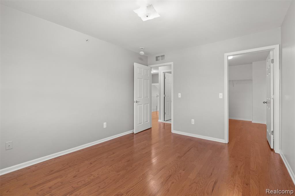 470 Old Pine Way, Walled Lake, MI 48390 — Photo 27