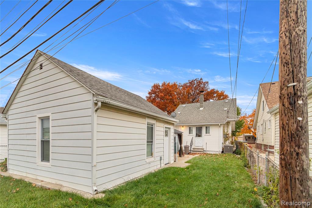 4736 Curtis Street, Dearborn, MI 48126 — Photo 31