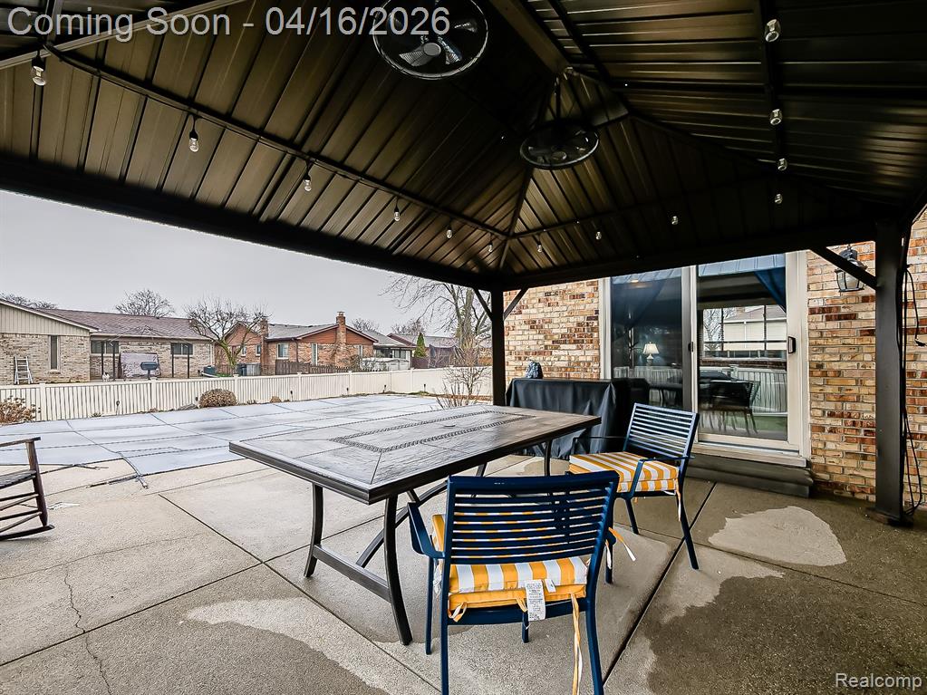15969 Chelmsford Street, Clinton Twp, MI 48038 — Photo 36