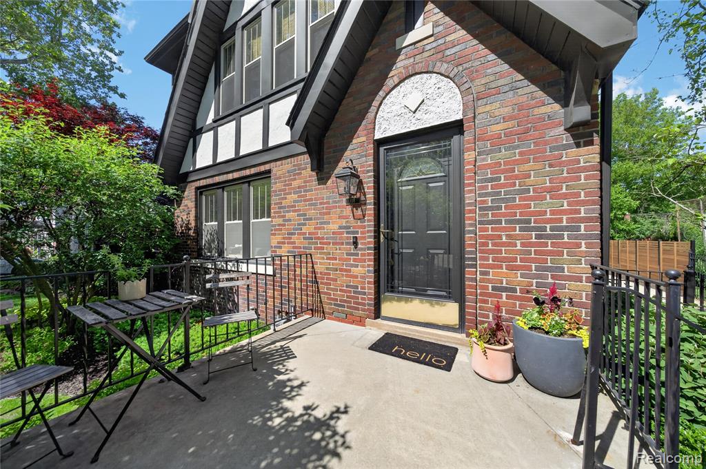 108 Maplefield Road, Pleasant Ridge, MI — Photo 5