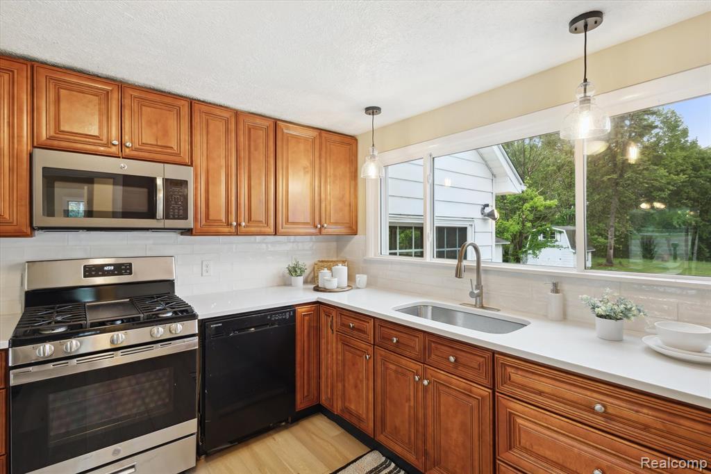 535 Lincoln Road, Otsego, MI 49078 — Photo 14