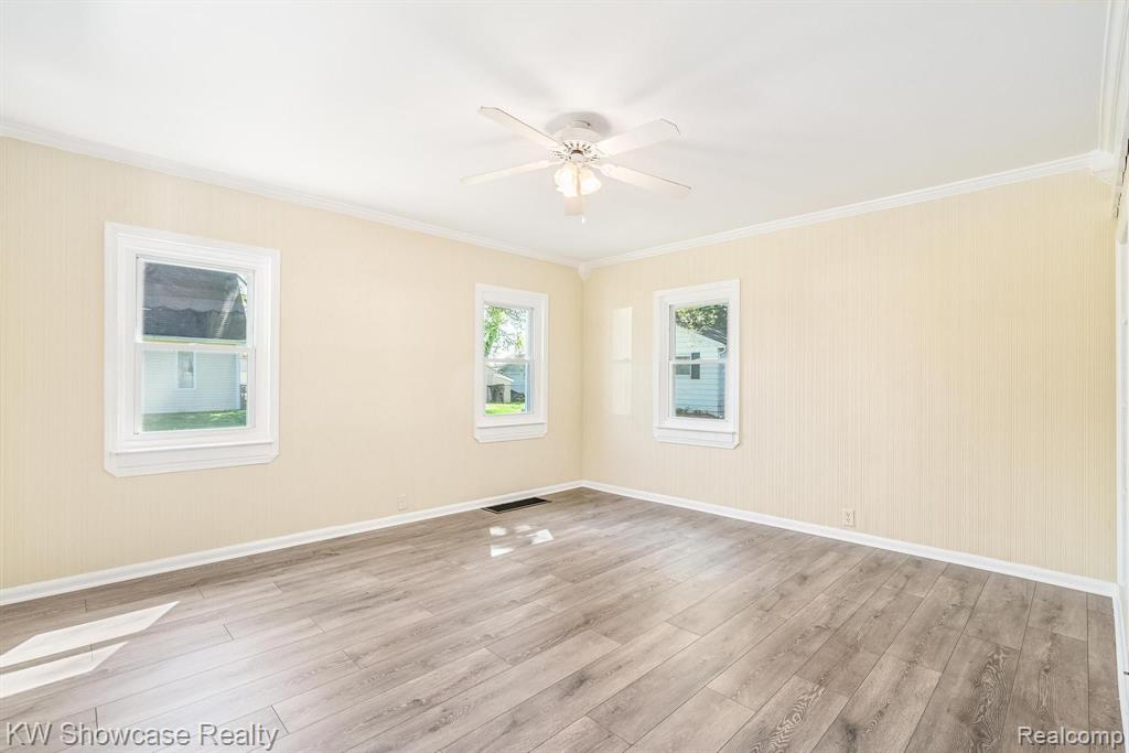 71 W Wabash Avenue, Belleville, MI 48111 — Photo 3