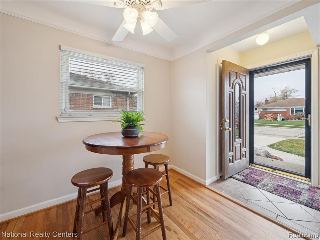 6554 Cardwell Street, Garden City, MI — Photo 8