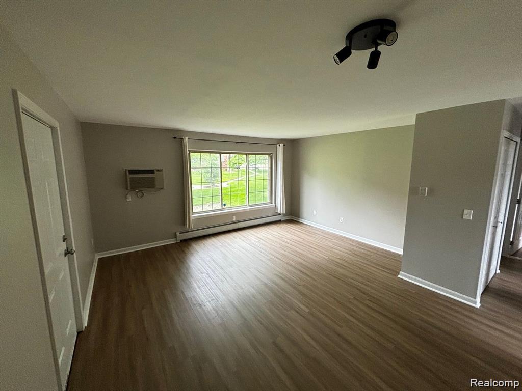 454 Romeo Road, Rochester, MI 48307 — Photo 4