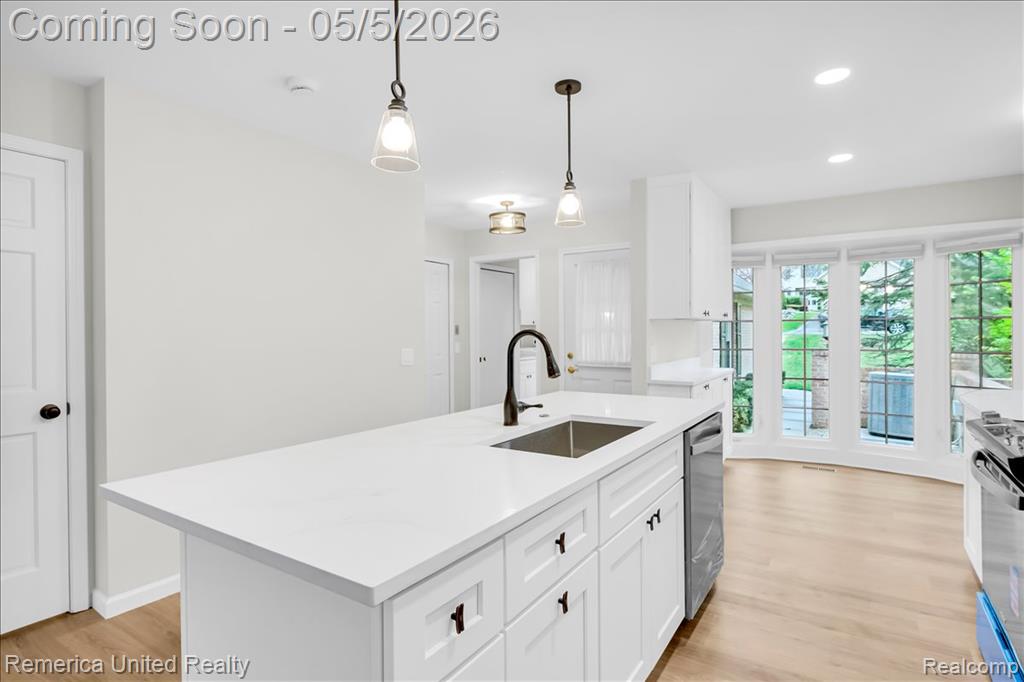 4605 Golf View Drive, Brighton, MI 48116 — Photo 12
