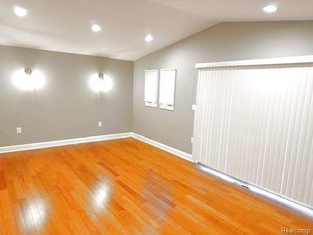 908 MORAN Avenue, Lincoln Park, MI 48146 — Photo 31