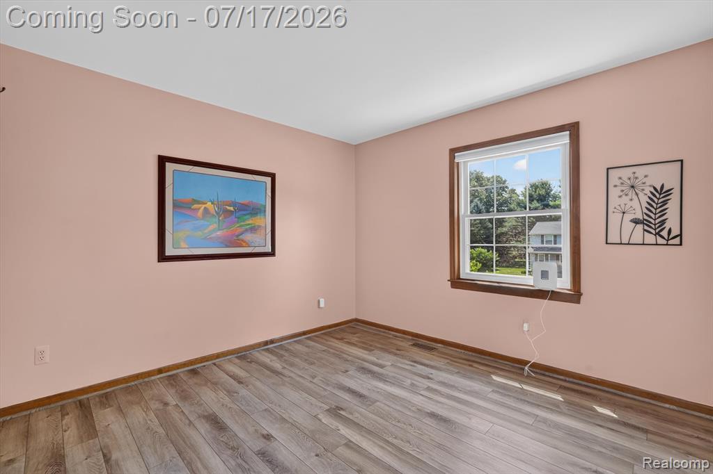60309 Lamplighter Drive, New Hudson, MI 48165 — Photo 27