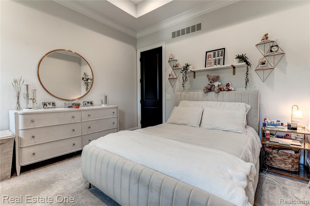 3370 Bloomcrest Drive, Bloomfield Hills, MI, 48304