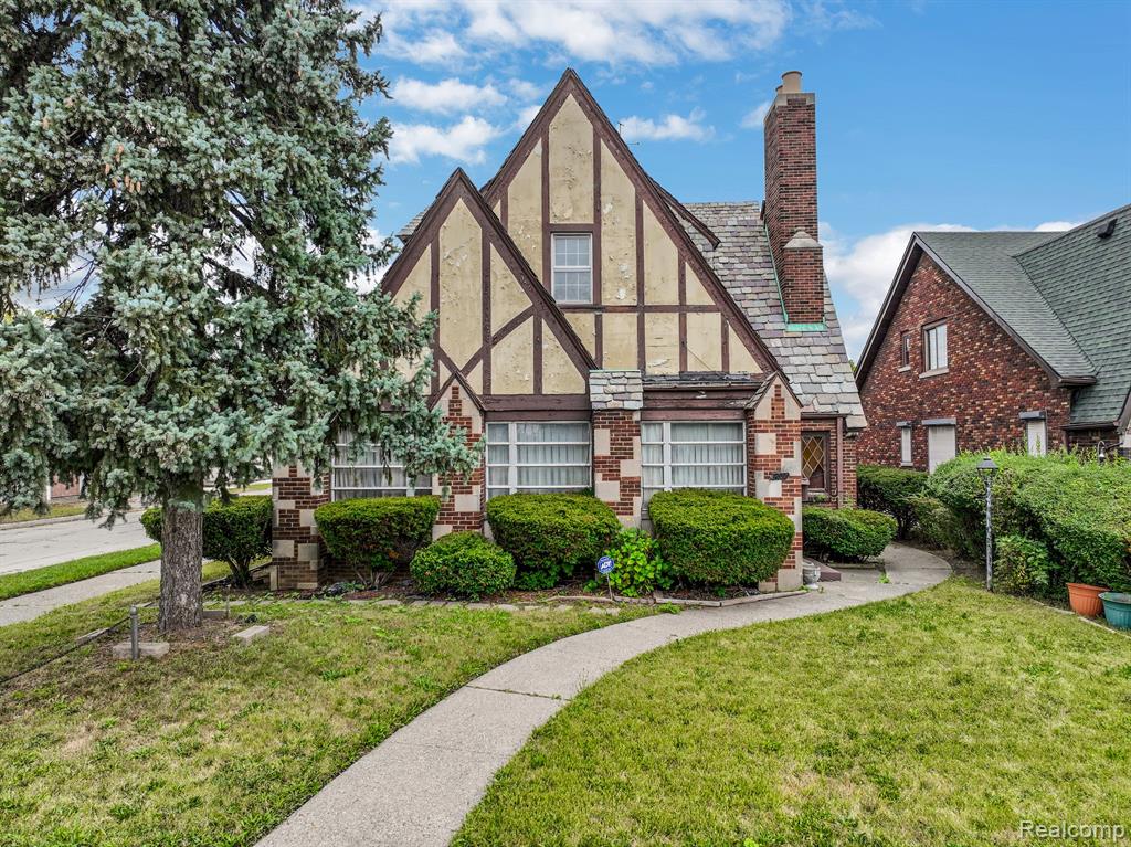 8691 E OUTER Drive, Detroit, MI 48213 — front exterior