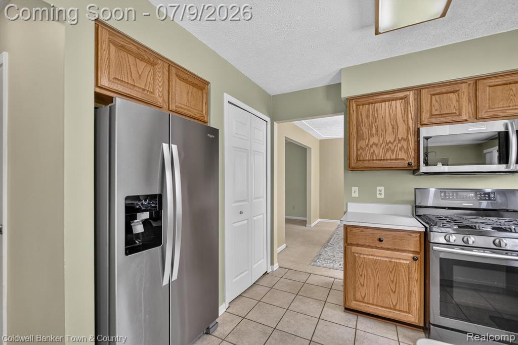 9016 Hyacinth Way, Brighton, MI 48116 — Photo 19