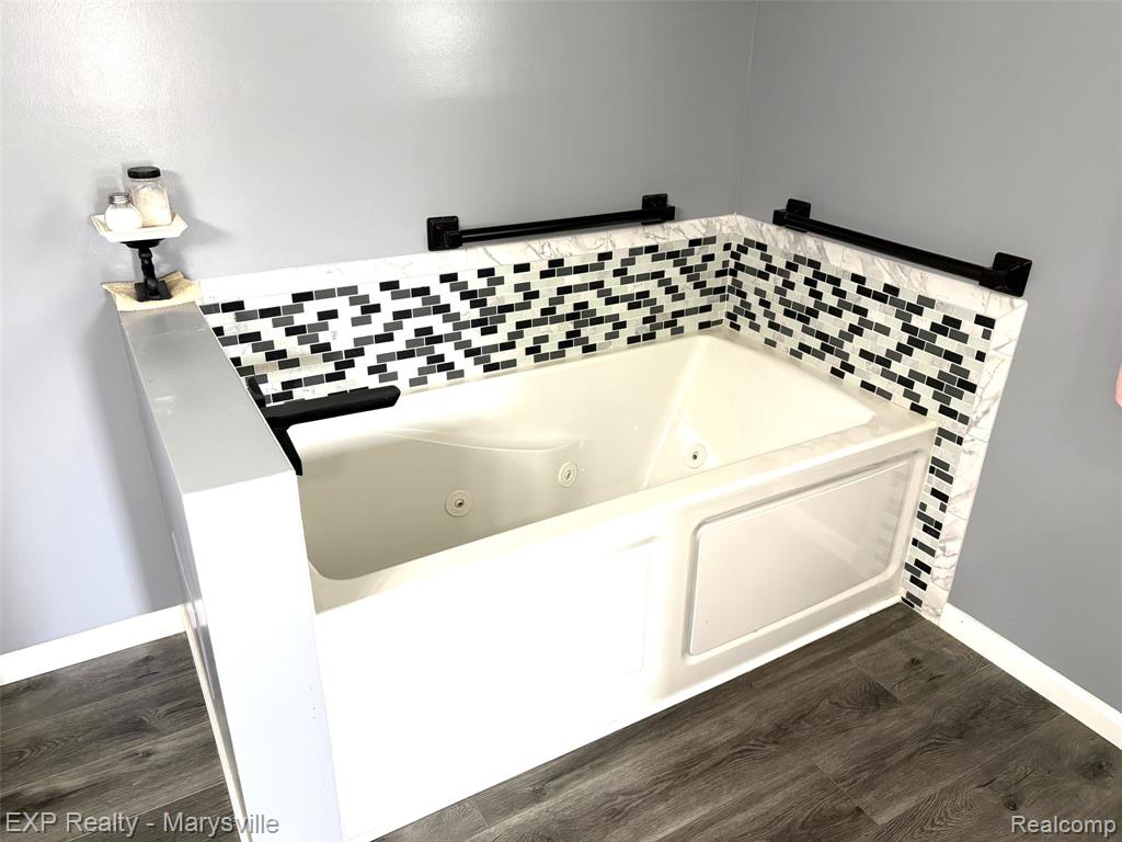 12622 Yale Road, Yale, MI 48097 — Photo 18