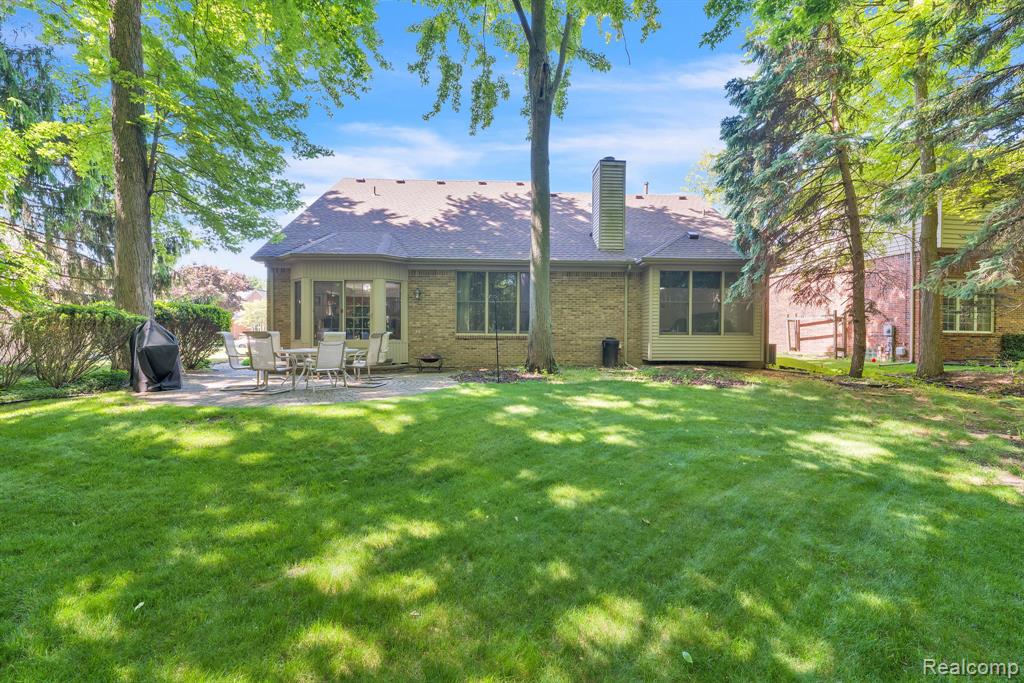 43746 Via Antonio Drive, Sterling Heights, MI 48314 — Photo 36