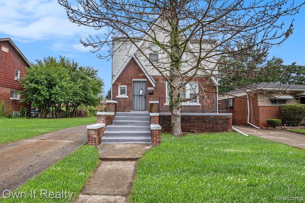 8048 WISCONSIN Street, Detroit, MI 48204 — front exterior