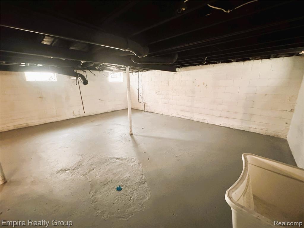 9646 Ward Street, Detroit, MI 48227 — Photo 28