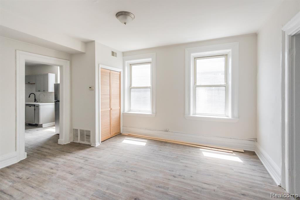 1124 McKinstry Street, Detroit, MI 48209 — Photo 3