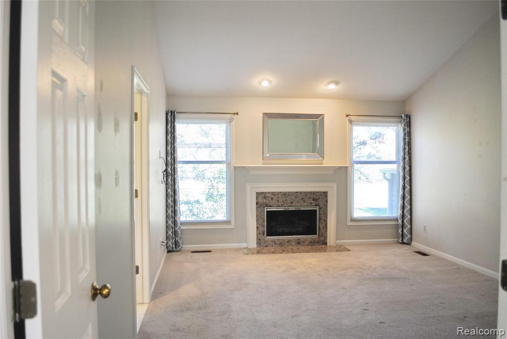 719 Upper Scotsborough Way, Bloomfield Hills, MI 48304 — Photo 11