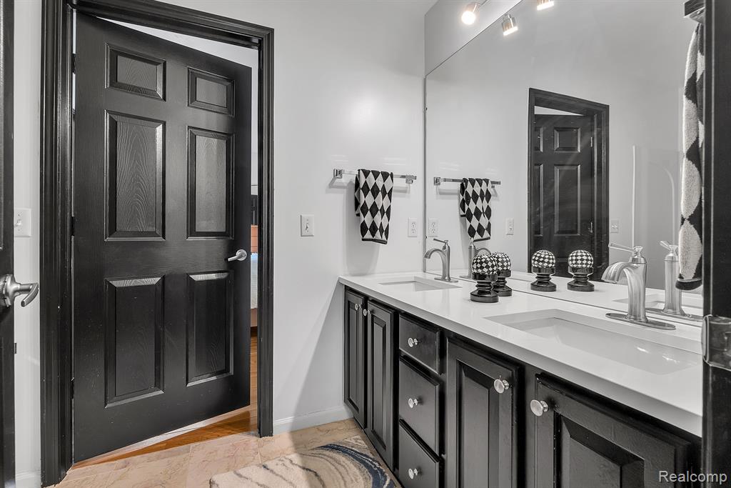 1433 CALLAWAY Court, Howell, MI 48843 — Photo 34