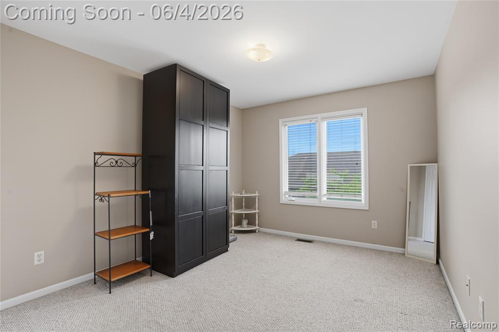 8605 Vista Court, Westland, MI — Photo 26